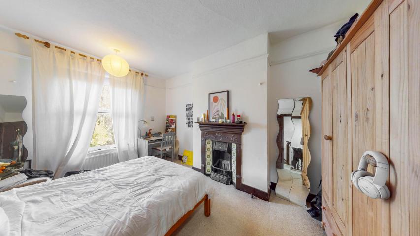 Modern Apartment Caddington Road, Cricklewood